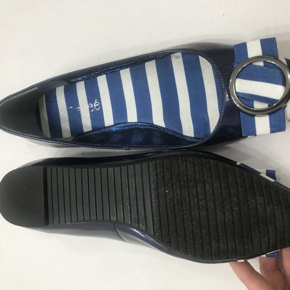 J RENEE' BESSEE FLAT - Picture 5 of 5